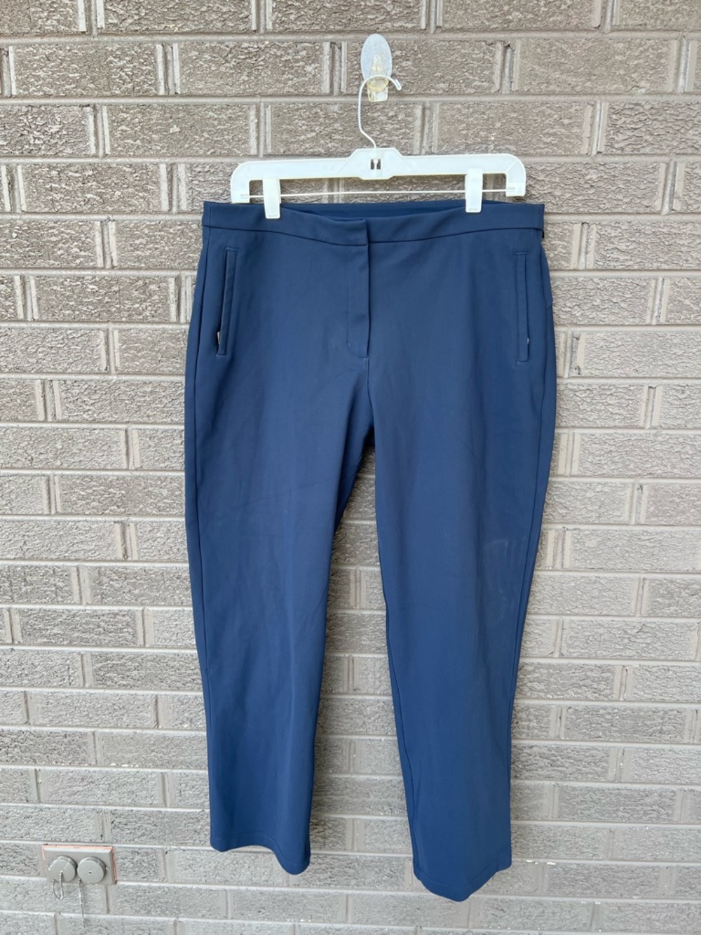 lululemon athletica Navy Performance Pants Sz X8